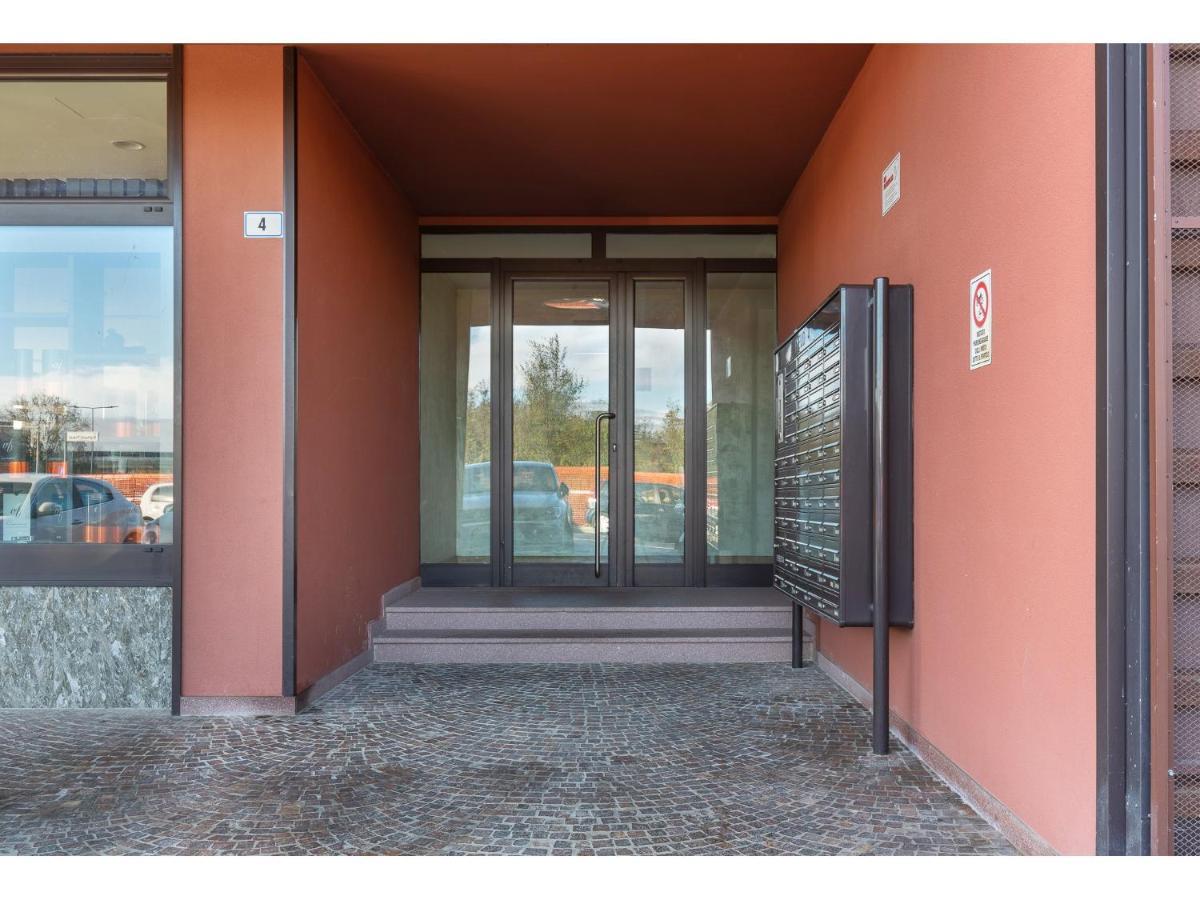 Lazzaretto A 5 Min Dall'Aeroporto Apartment Bolonha Exterior foto